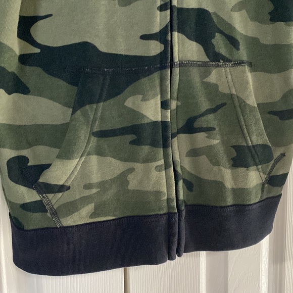 Abercrombie & Fitch Kids Camo Zip Up Sweater - Picture 3 of 7